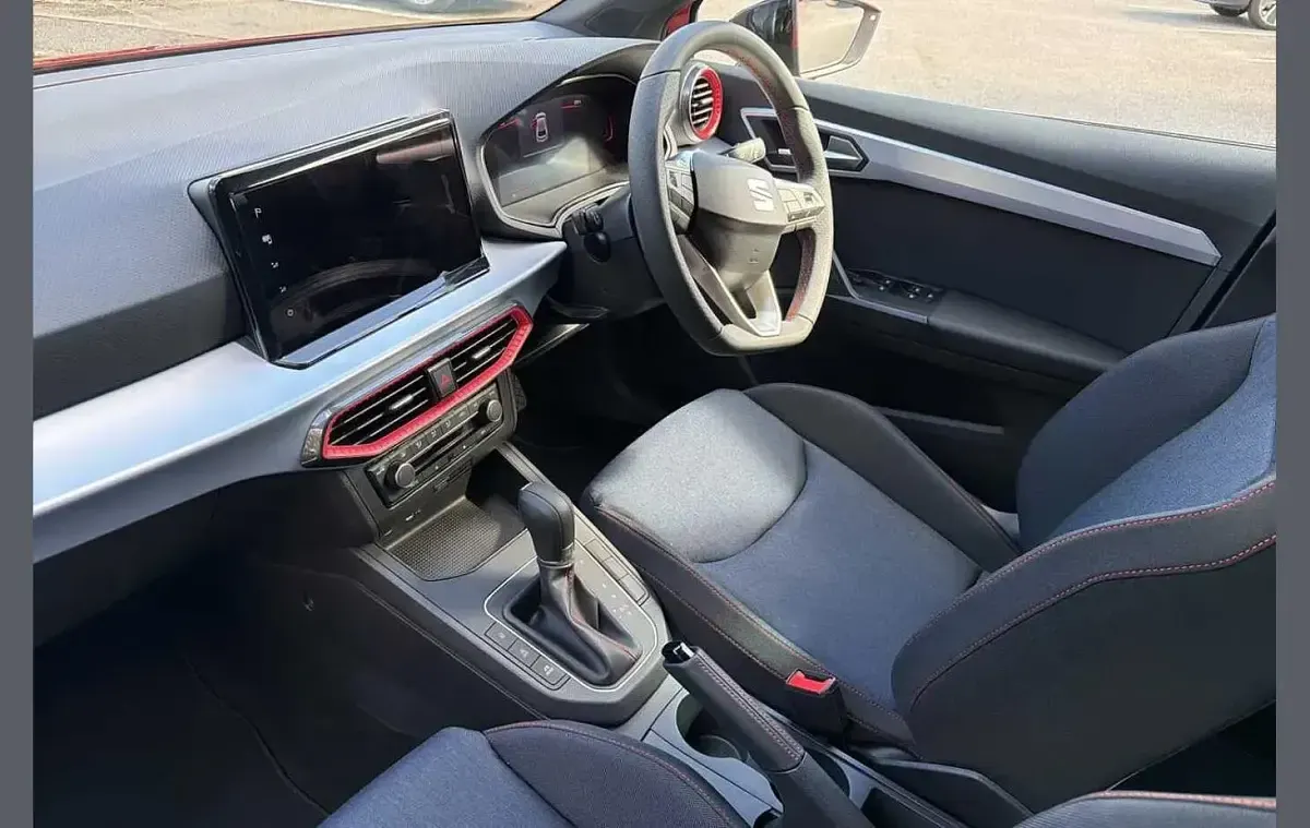 New Seat Ibiza FR 113 HP (83 kW) 2025 Red Hatchback