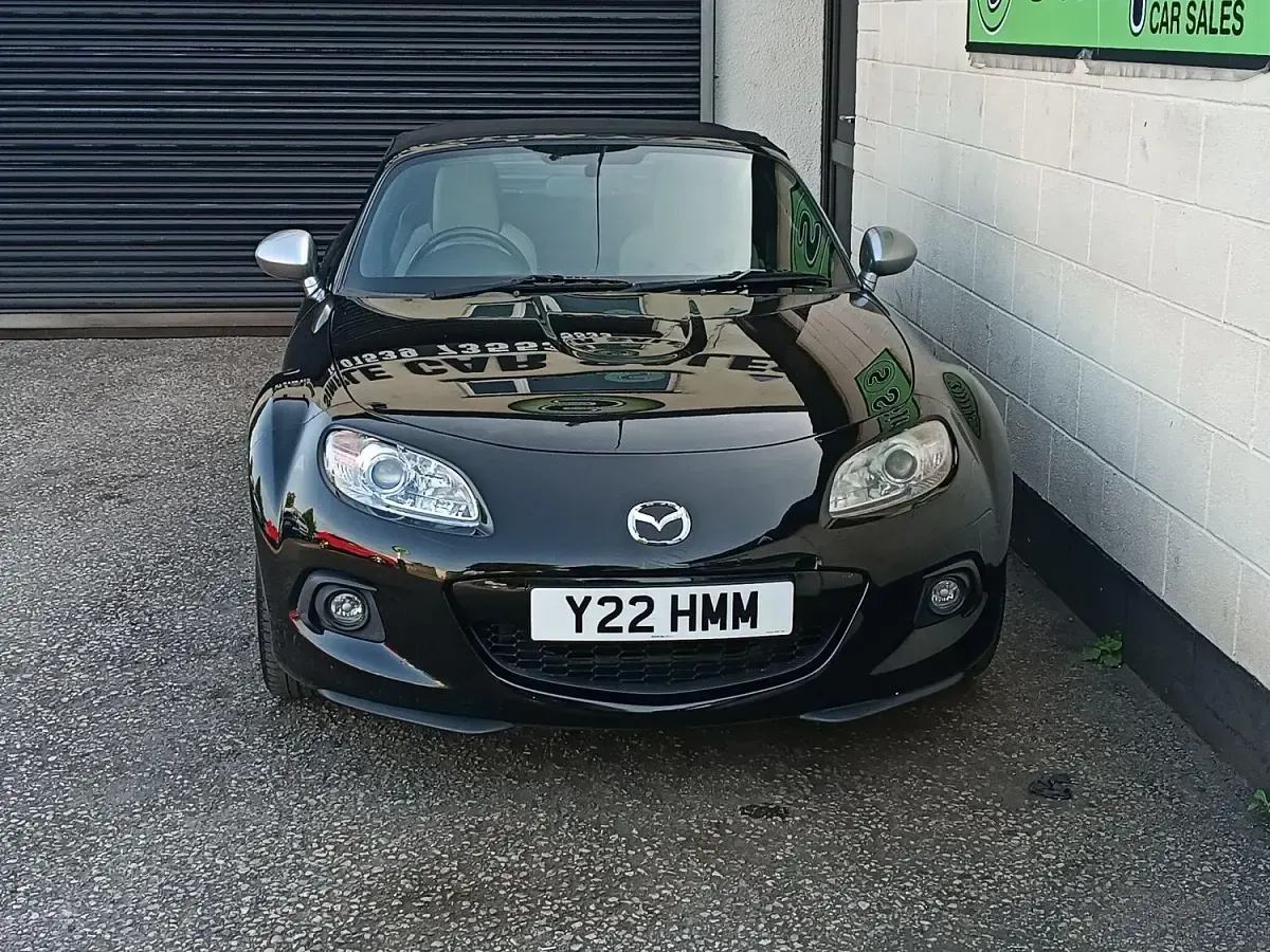 Used Mazda MX5 Edition 126 HP (92 kW) 2015 Black Cabriolet
