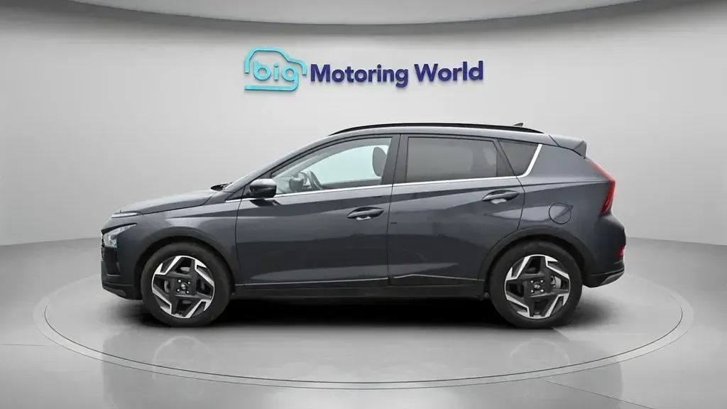 Used Hyundai Bayon Premium 100 HP (73 kW) 2024 Grey SUV