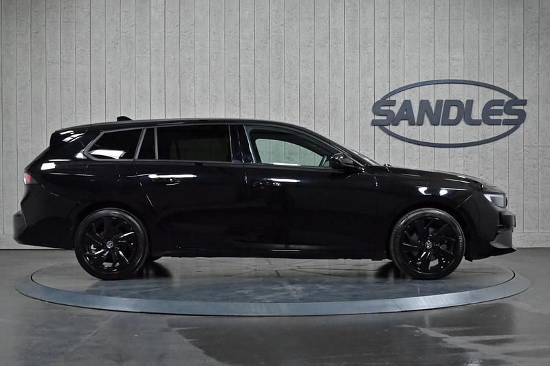 Used Vauxhall Astra S 131 HP (96 kW) 2024 Black Estate