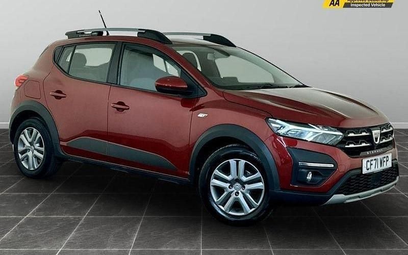 Red Used 2022 Dacia Sandero Comfort Hatchback | £9,395 (Fair price) - Image 1/2