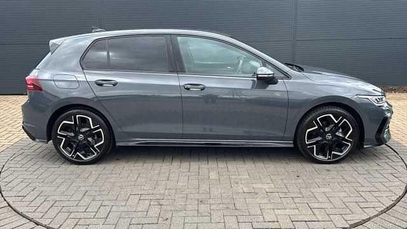 Used VW Golf VIII 150 HP (110 kW) 2025