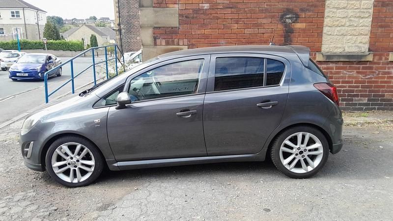 Grey Used 2012 Vauxhall Corsa SRi Hatchback | £1,990 (Fair price) - Image 1/4