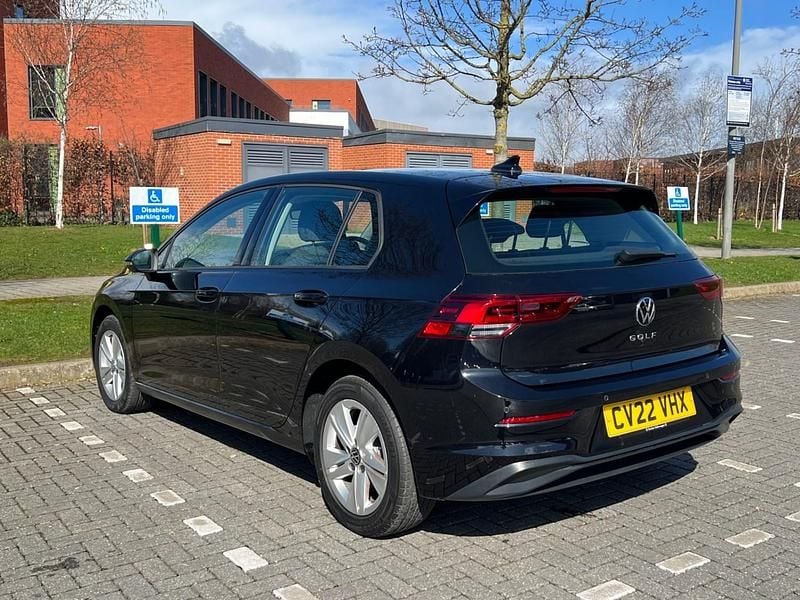 Second-hand VW Golf VIII Life 2022 Negru Hatchback