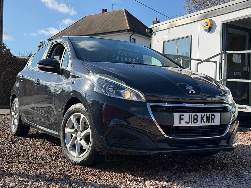 Begagnad Peugeot 208 Active 82 HK (60 kW) 2019 Grå Halvkombi