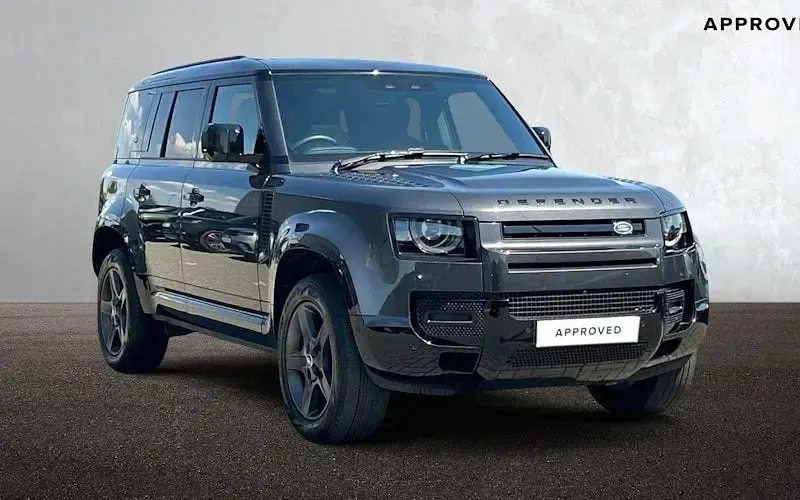 Used Land Rover Defender SE Dynamic 249 HP (183 kW) 2023 SUV