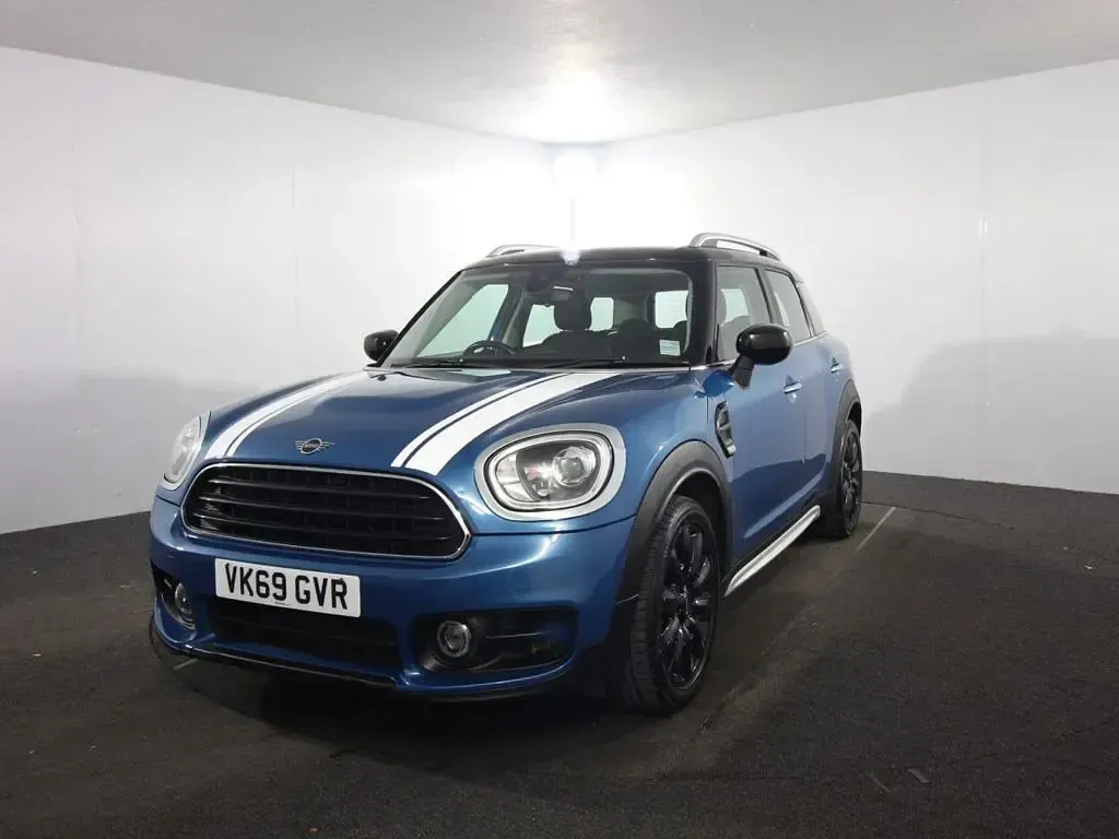Used Mini Cooper Countryman Classic 136 HP (100 kW) 2019 Blue SUV