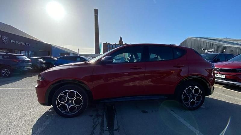 Used Alfa Romeo Tonale Sprint 158 HP (116 kW) 2024 Red SUV