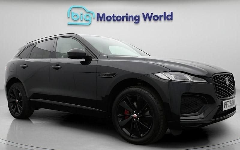 Second-hand Jaguar F-Pace R-Dynamic 204 CP (150 kW) 2022 Negru SUV