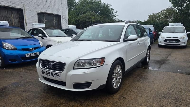 White Used 2009 Volvo V50 Estate | £2,495 - Image 1/4
