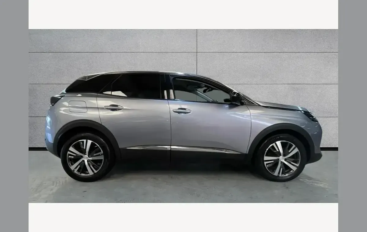 Used Peugeot 3008 Allure 131 HP (96 kW) 2022 Grey SUV