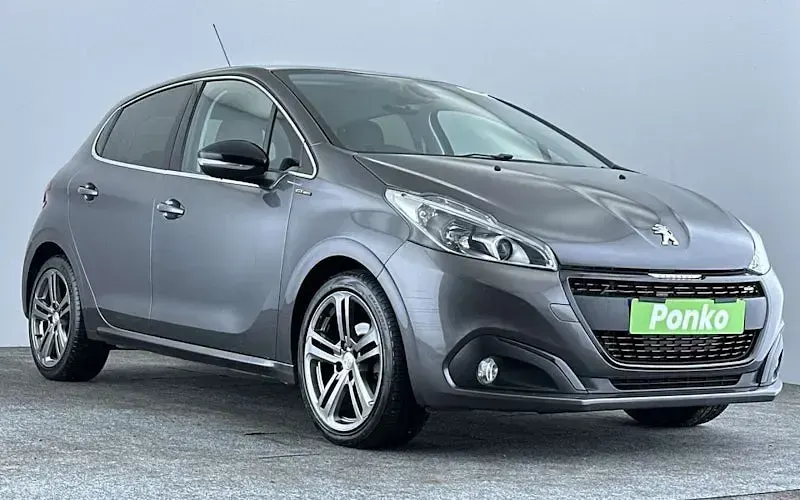 Used Peugeot 208 GT-line 100 HP (73 kW) 2018 Hatchback