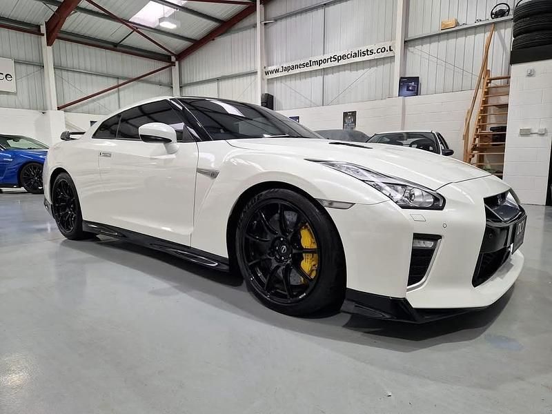 White Used 2022 Nissan GT-R Track Edition Coupe | £139,985 - Image 1/4