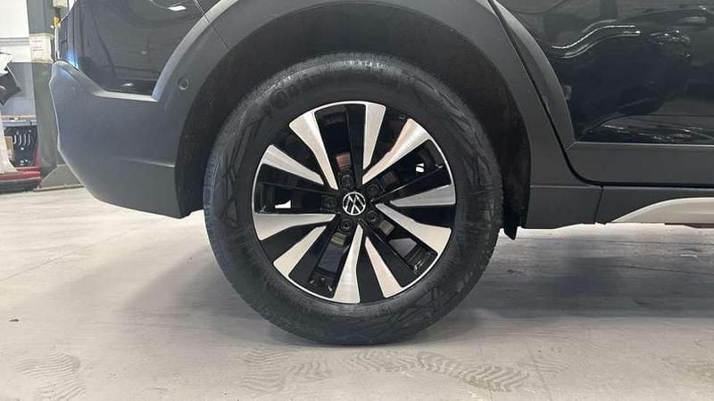 Used VW Taigo Life 110 HP (80 kW) 2023 Deep black SUV