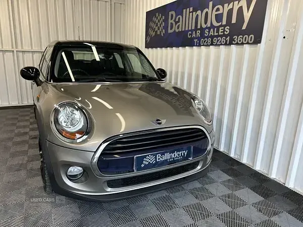 Used Mini Cooper D Hatch 116 HP (85 kW) 2017 Silver Hatchback