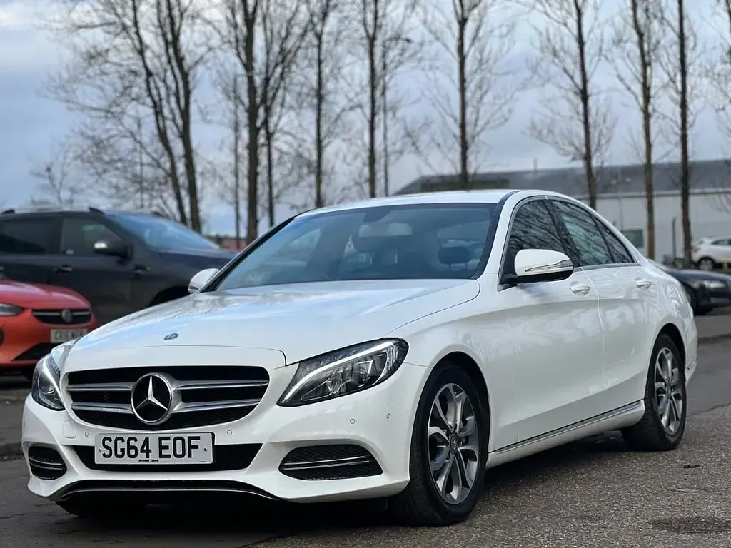 Used Mercedes C250 Sport 204 HP (150 kW) 2015 White Sedan