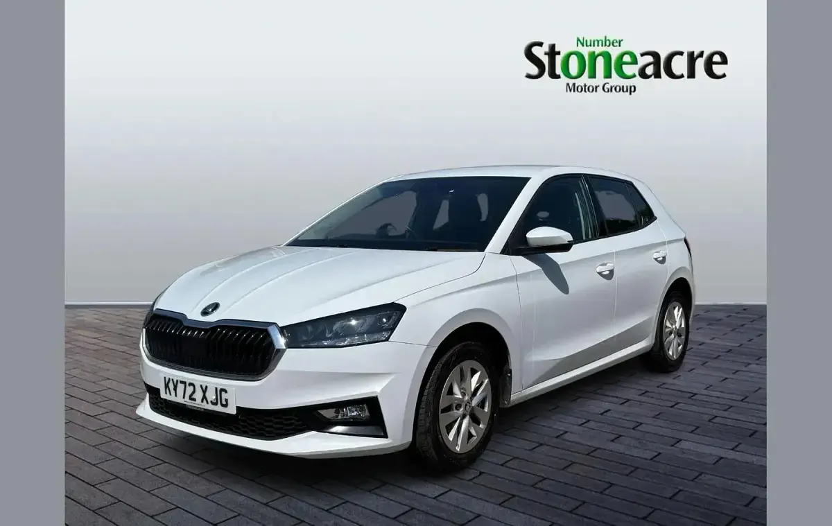 Used Skoda Fabia Comfort 95 HP (69 kW) 2022 White Hatchback