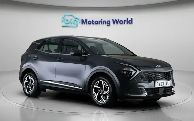 Usado Kia Sportage 150 HP (110 kW) 2023 Cinzento SUV