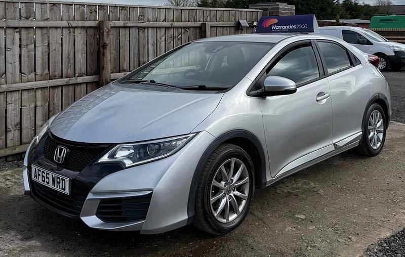 Silver Used 2015 Honda Civic S Hatchback | £2,995 (Good price) - Image 1/4