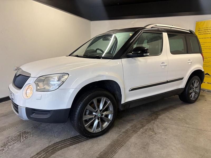 Used Skoda Yeti Adventure 140 HP (102 kW) 2013 White SUV