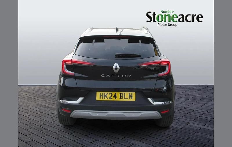Used Renault Captur Techno 91 HP (66 kW) 2024 Black SUV