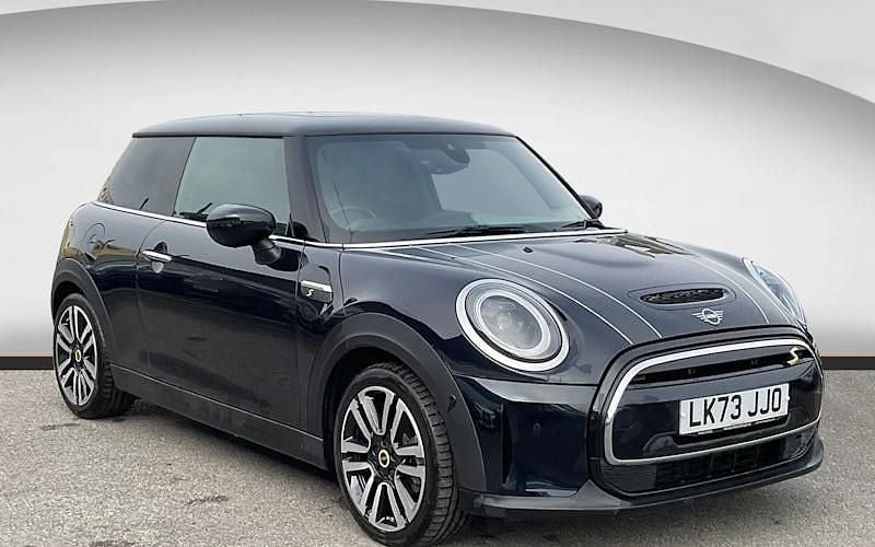 Używany Mini Cooper Level 3 135 kW (184 KM) 2023 Hatchback