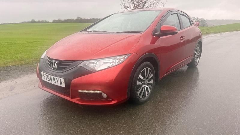 Used Honda Civic SE Plus 2014 Red Hatchback