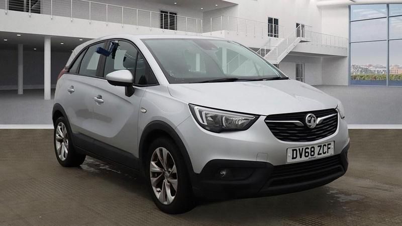 Used Vauxhall Crossland X 81 HP (59 kW) 2018 Silver SUV