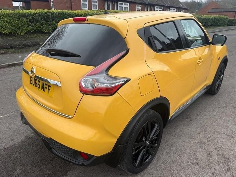 Used Nissan Juke Tekna 110 HP (80 kW) 2016 Yellow SUV