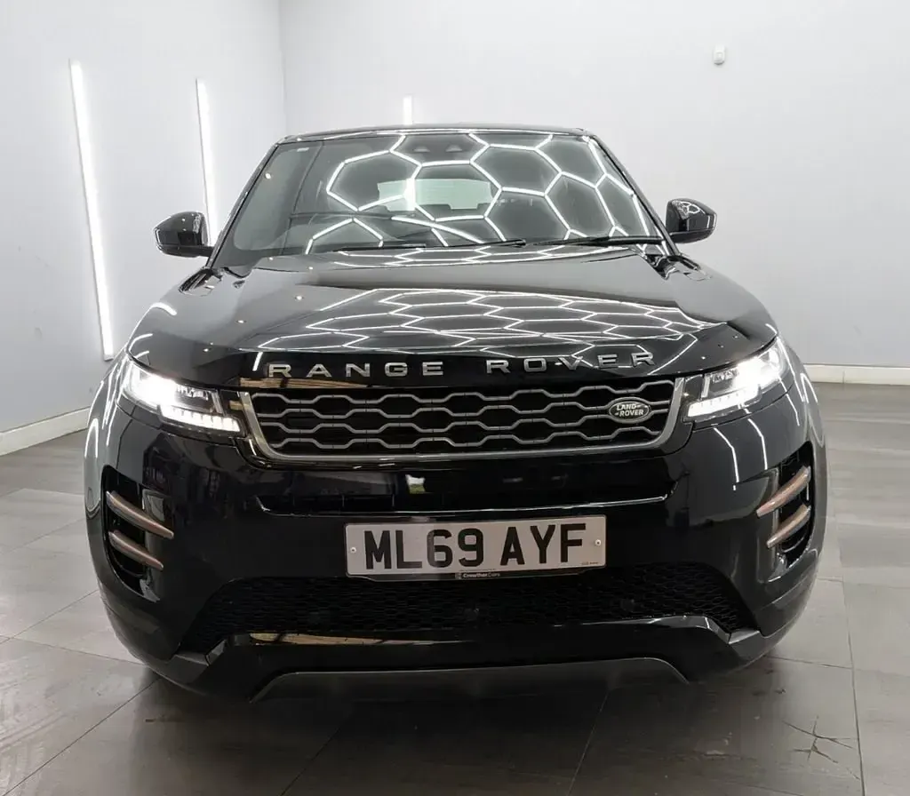 Używany Land Rover Range Rover evoque R-Dynamic 180 KM (132 kW) 2019 Czarny SUV