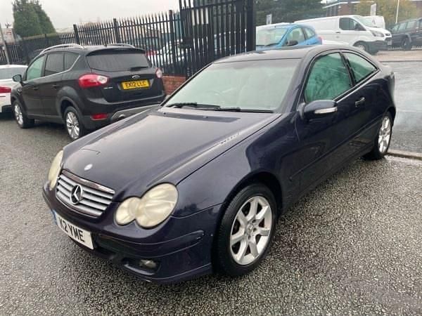 Used Mercedes C220 2004 Blue Coupe