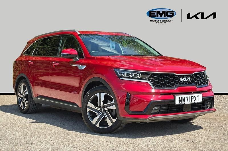 Red Used 2022 Kia Sorento 3 SUV | £32,495 (Good price) - Image 1/3