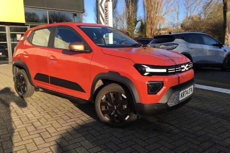 Brick red New 2024 Dacia Spring Extreme Hatchback | £14,495 (Fair price) - Image 1/4