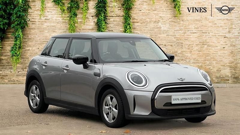 Silver Used 2023 Mini Cooper Classic Hatchback | £20,295 (Fair price) - Image 1/4