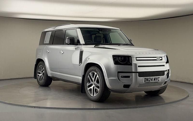 Hakuba silver Used 2023 Land Rover Defender S SUV | £59,200 (A bit pricey) - Image 1/4