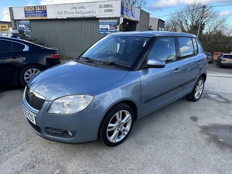 Used Skoda Fabia 105 HP (77 kW) 2009 Grey Hatchback