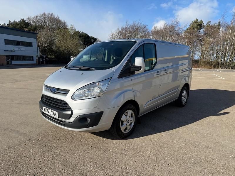 Used Ford Transit Custom Limited 130 HP (95 kW) 2018 Silver Van