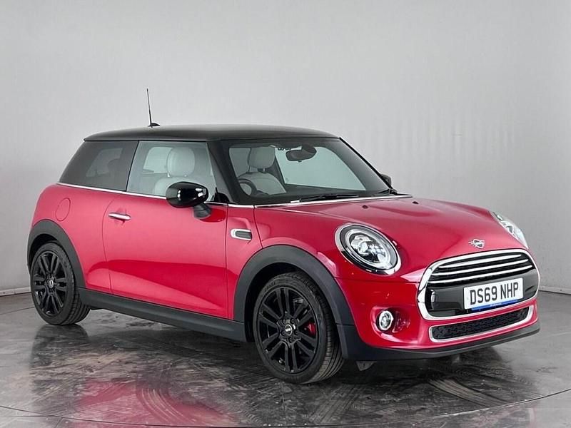 Red Used 2019 Mini Cooper Exclusive Hatchback | £14,100 (Fair price) - Image 1/3