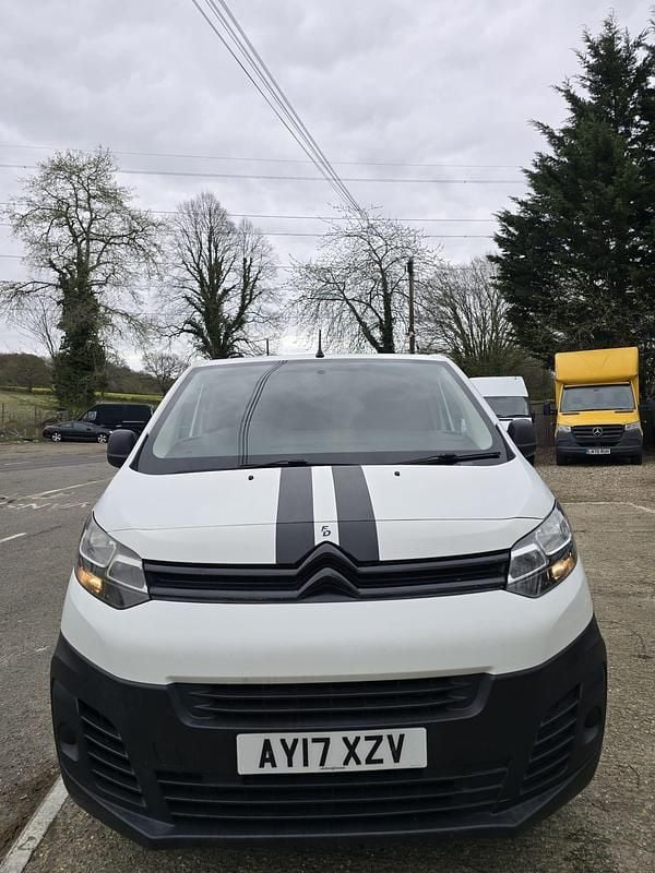 Used Citroën Dispatch 2017 White MPV