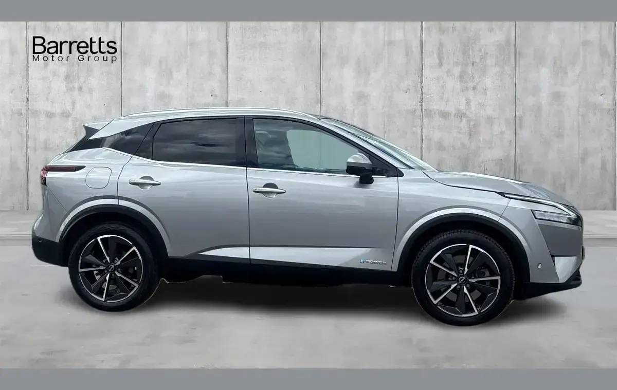Used Nissan Qashqai Tekna 190 HP (139 kW) 2023 Silver SUV
