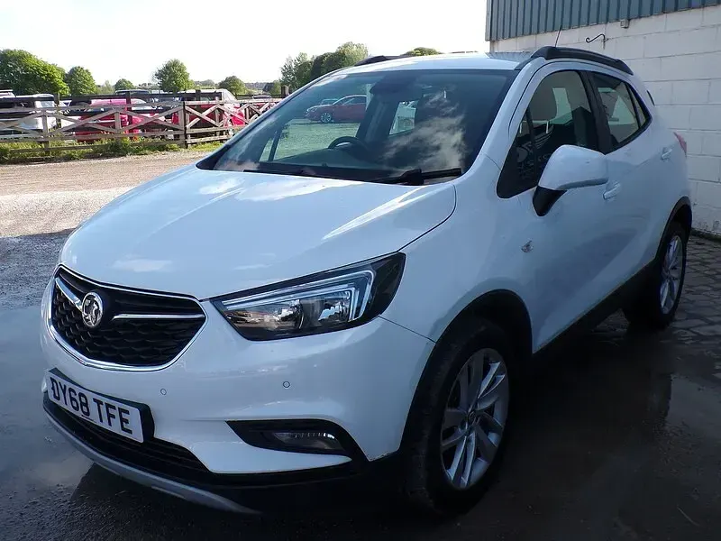 Used Vauxhall Mokka X Active 2018 White SUV