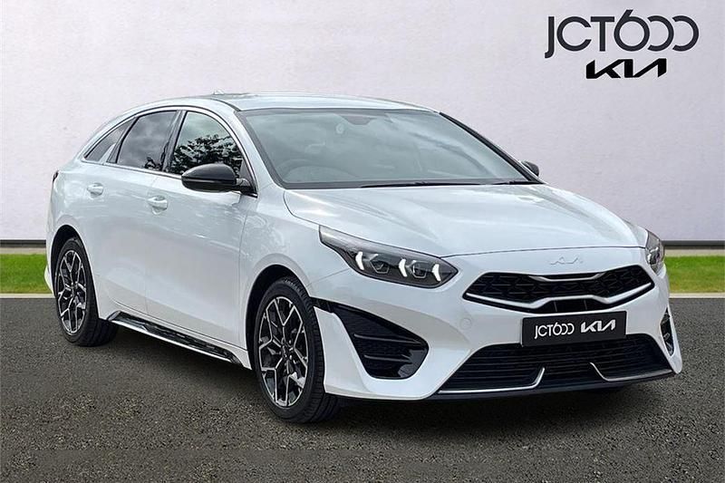 White Used 2024 Kia ProCeed GT-Line Hatchback | £21,250 (Fair price) - Image 1/4