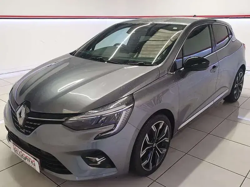 Used Renault Clio Techno 90 HP (66 kW) 2023 Grey Hatchback