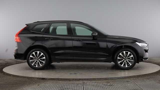 Used Volvo XC60 Plus 194 HP (142 kW) 2023 Black SUV