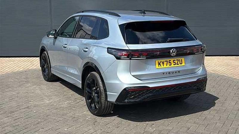 Used VW Tiguan R-line 204 HP (150 kW) 2025 Silver SUV