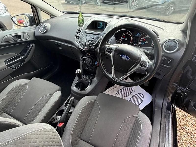 Used Ford Fiesta Sport 93 HP (68 kW) 2016 Black Van