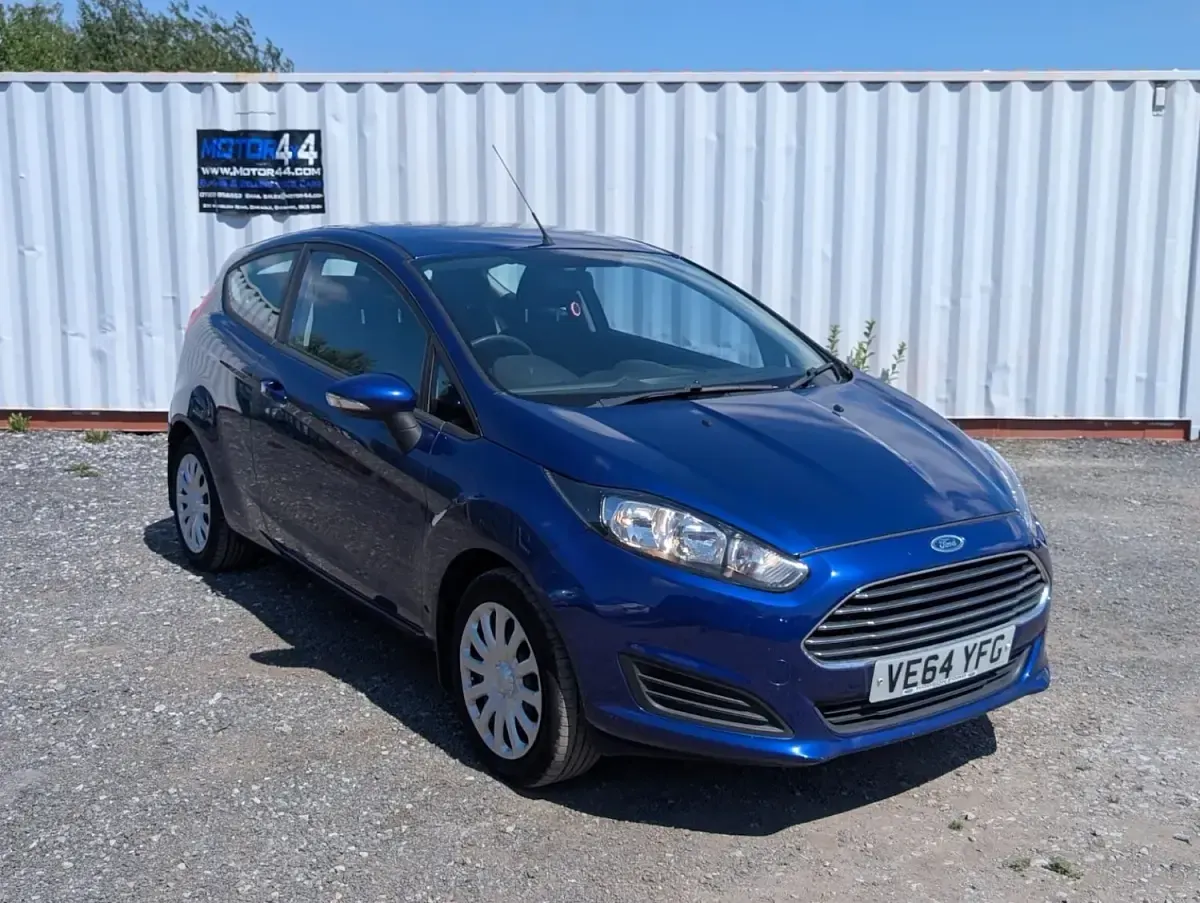 Used Ford Fiesta Style 82 HP (60 kW) 2015 Blue Hatchback