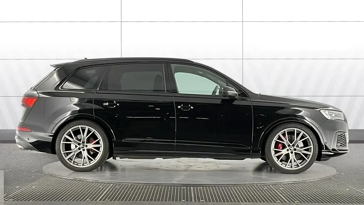 Used Audi Q7 Performance 507 HP (372 kW) 2021 Black SUV