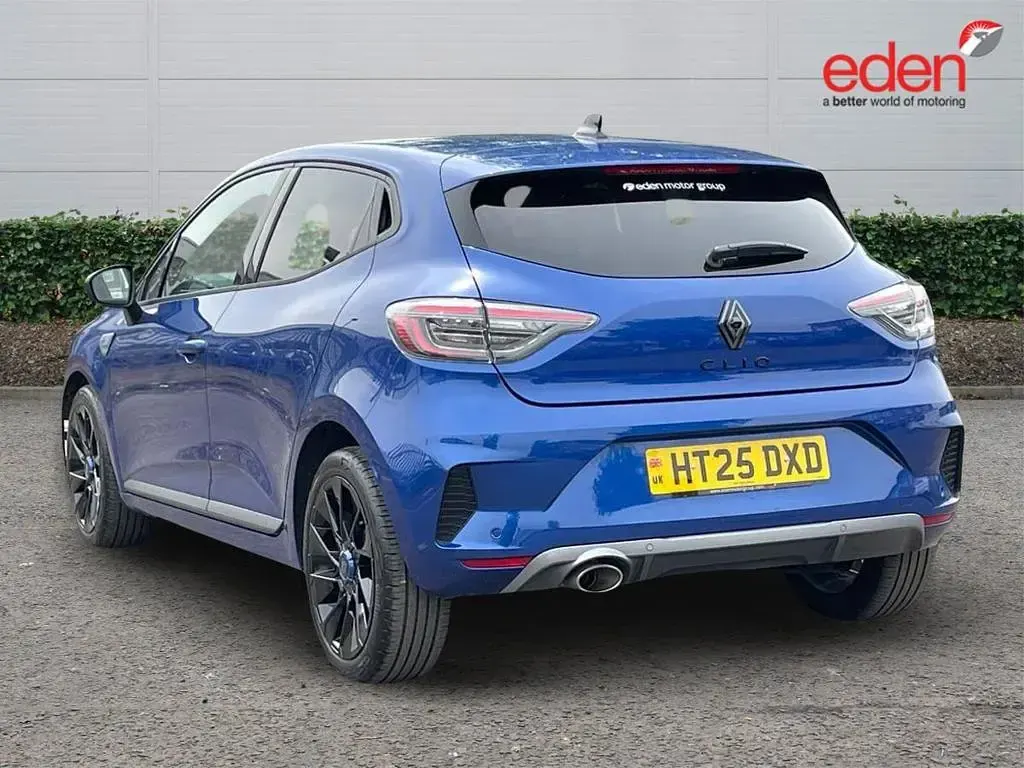Used Renault Clio Esprit Alpine 90 HP (66 kW) 2025 Blue Hatchback