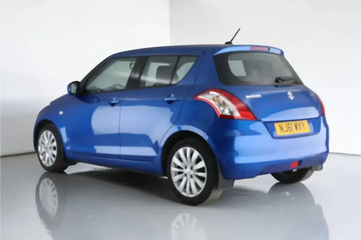 Used Suzuki Swift SZ3 94 HP (69 kW) 2011 Blue Hatchback